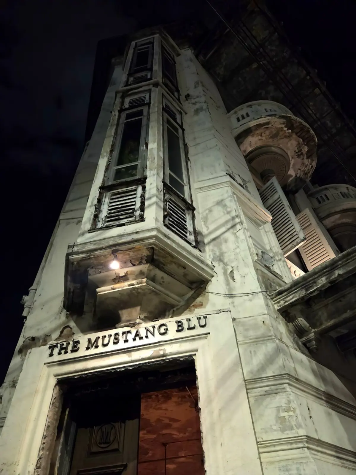 The Mustang Blu: Скелеты в шкафу, которые хочется обнять | Сетка — социальная сеть от hh.ru