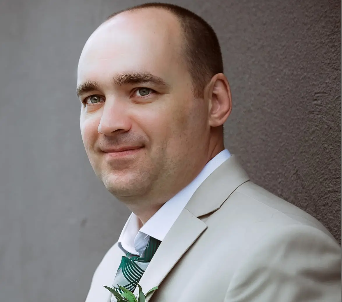 Дмитрий Антипов