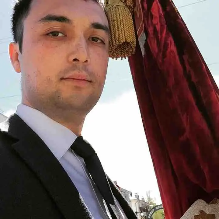 Азат Торманов