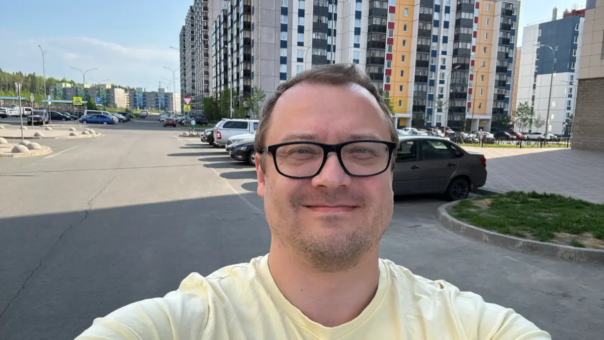 Карьерный поворот: как сменить нишу без потери аудитории | Сетка — социальная сеть от hh.ru