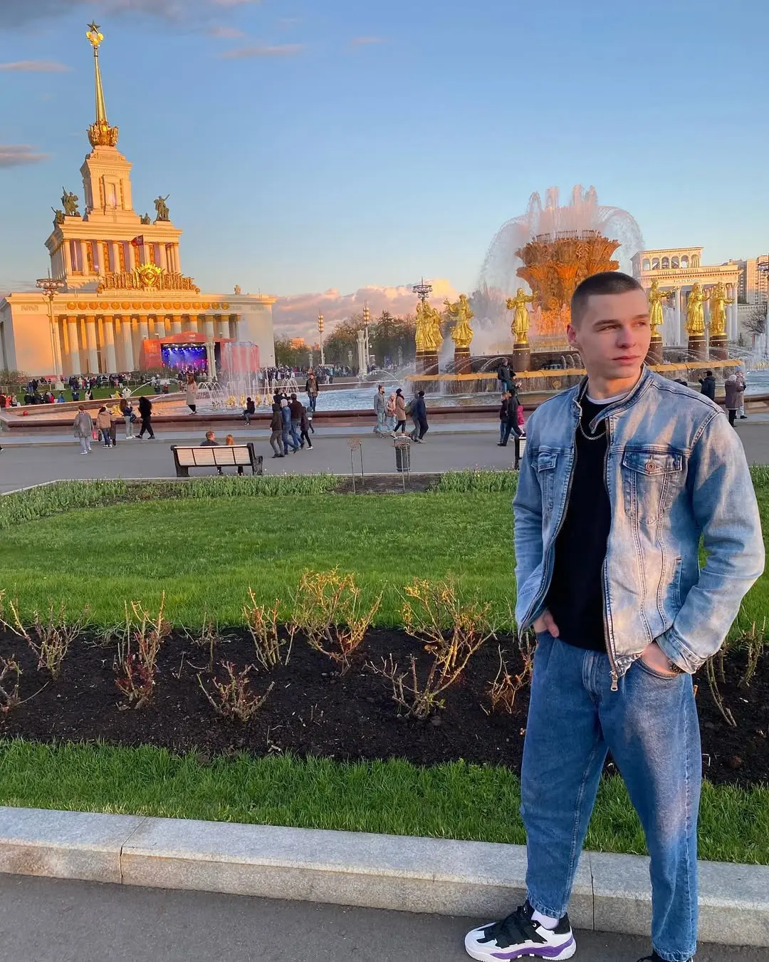 Анатолий Назаров