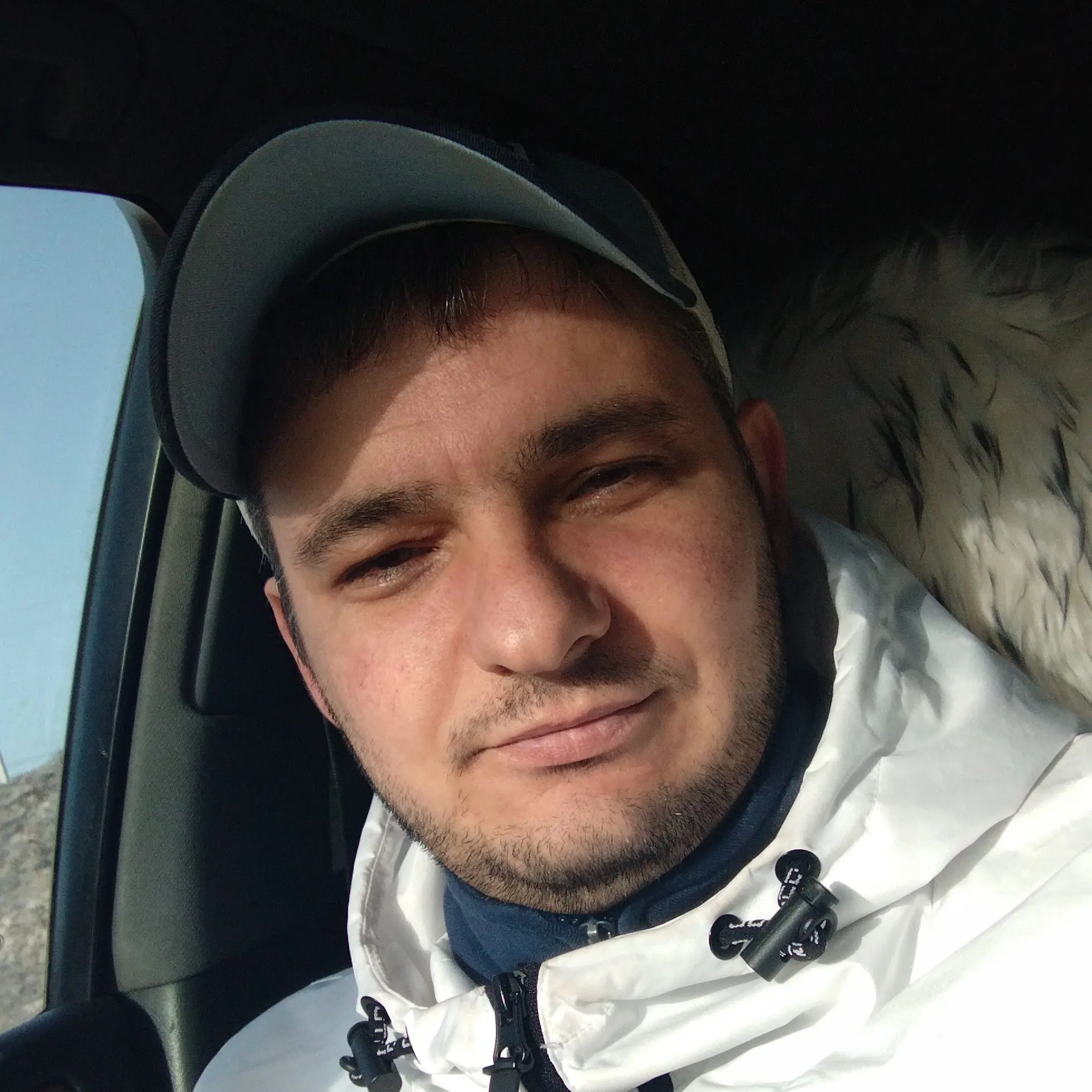 Денис Кухарь