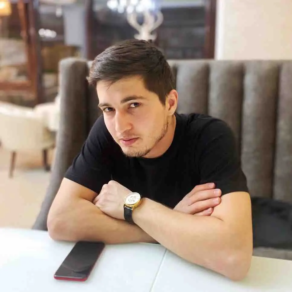 Расул Магомедов