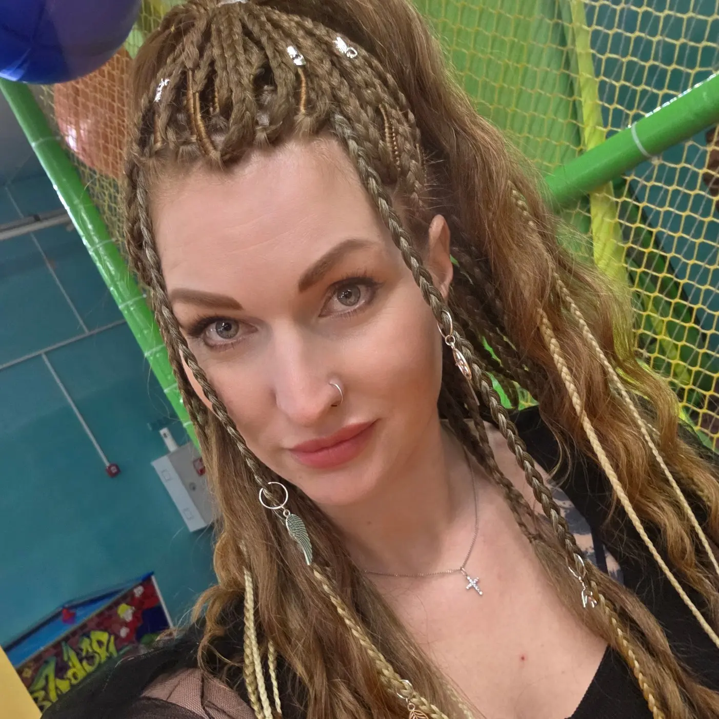 Анна Антропова