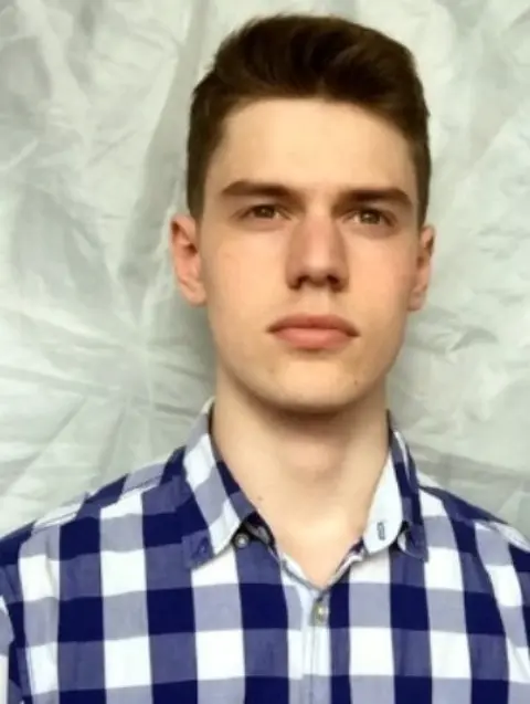 Манолов Даниил