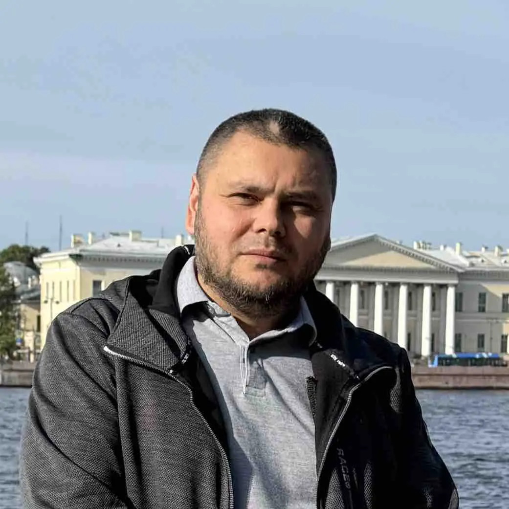 Наиль Булатов