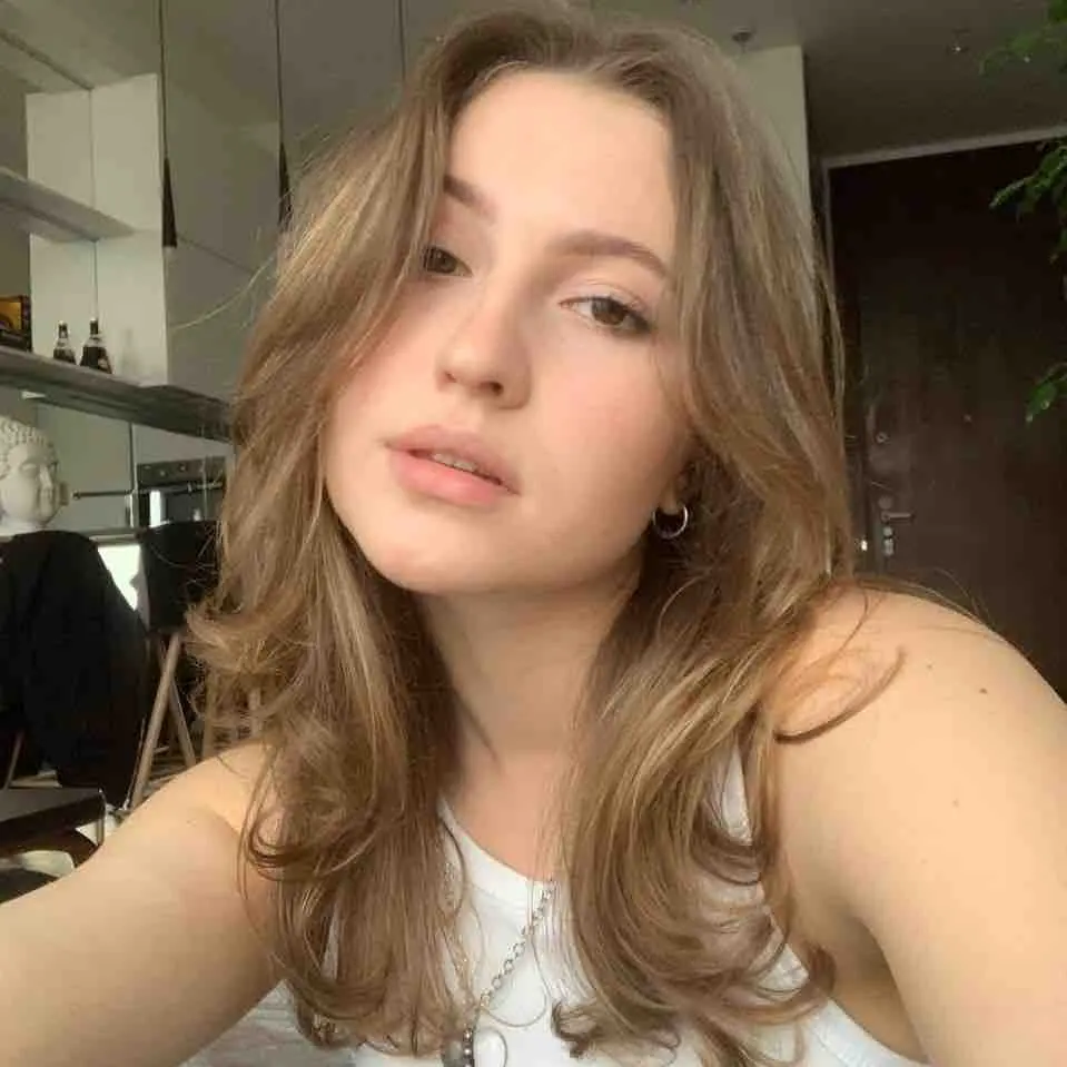 Наталья Гусакова