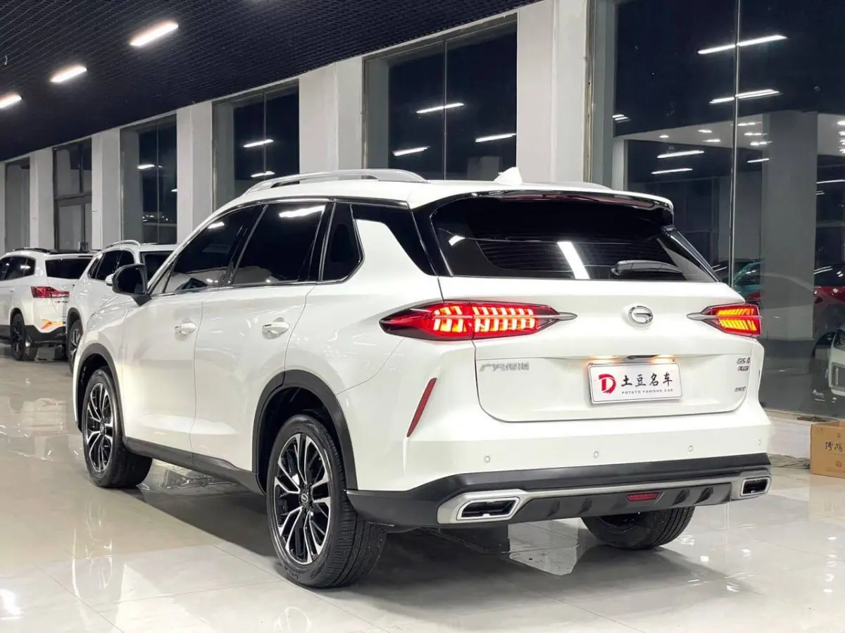 GAC Trumpchi Trumpchi GS4 PLUS 270T Automatic Star Edition / GS4 PLUS 2022  270
· Год выпуска: 2022/02
· Объем: 1.5 литра
· Пробег: 26 | Сетка — социальная сеть от hh.ru