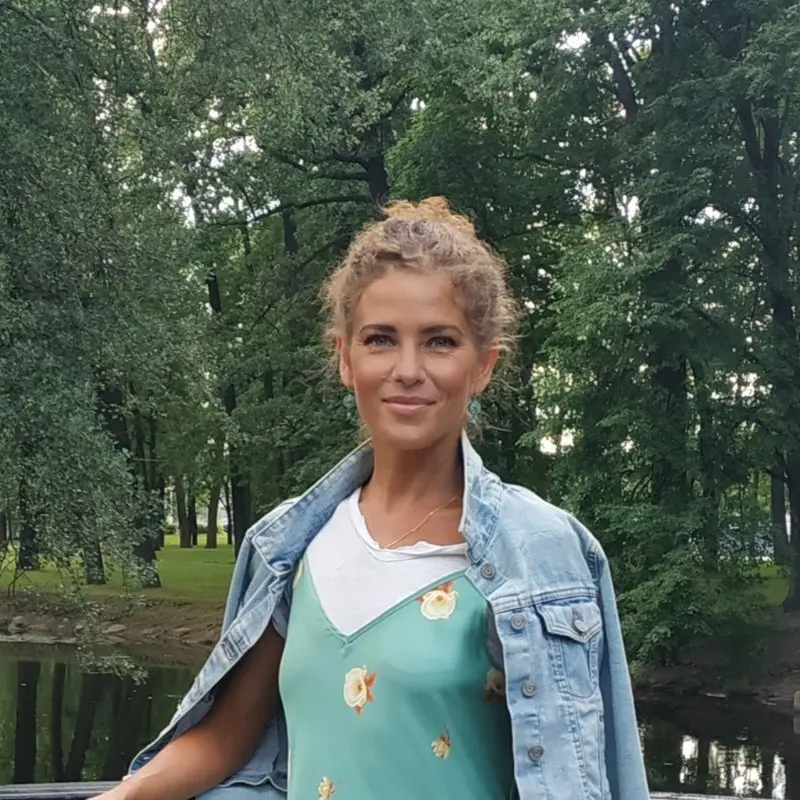 Яна Милосердова