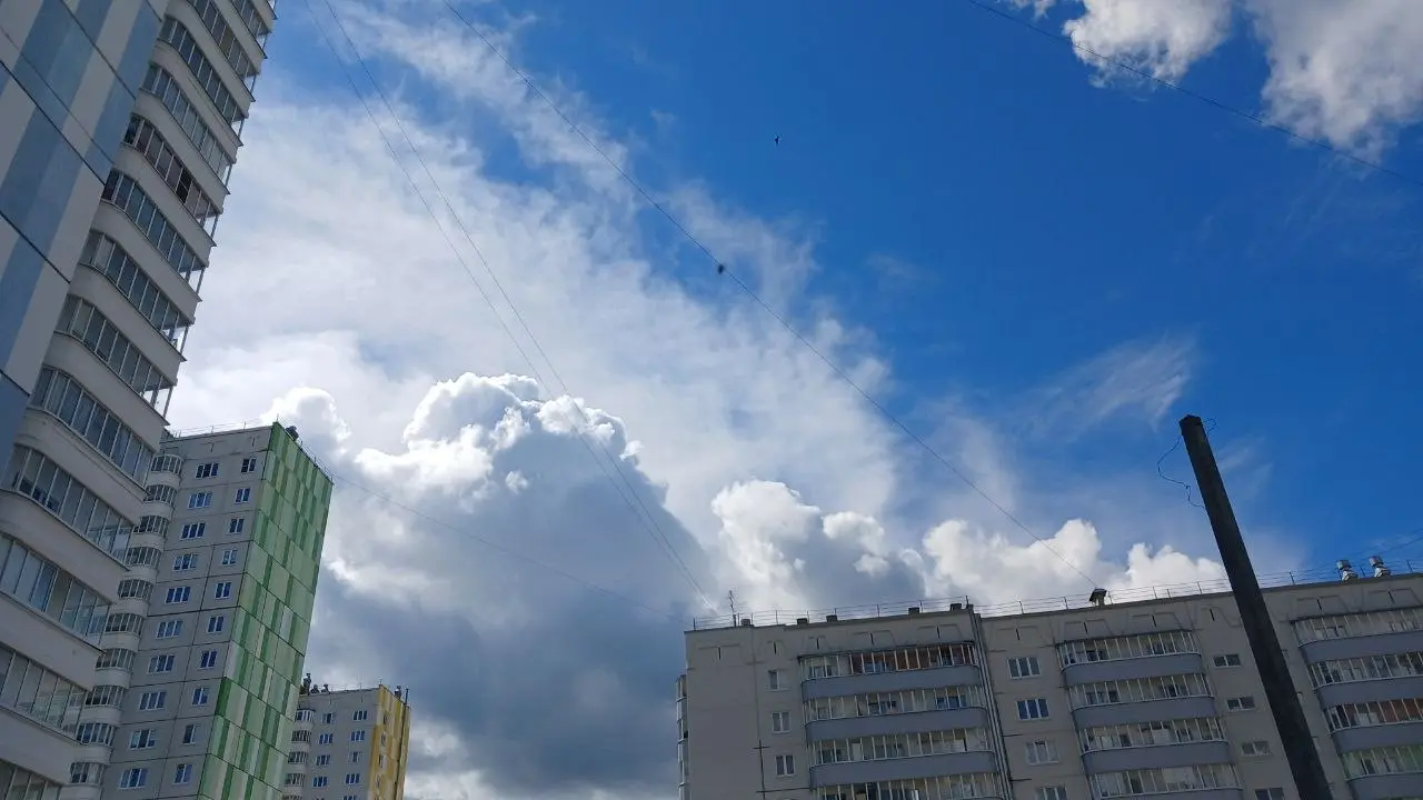 Весной моя галерея в телефоне пополняется картинками облаков. С удовольствием рассматриваю каждое, они разные и очень необычные | Сетка — социальная сеть от hh.ru