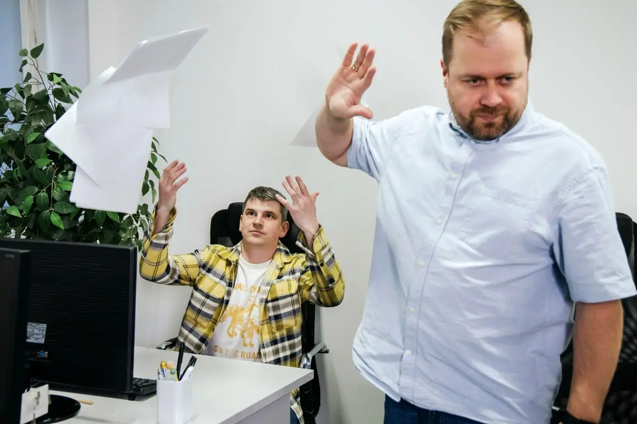 «РАССТРЕЛЬНАЯ ДОЛЖНОСТЬ»
Бывали когда-нибудь на такой? Надеемся, что нет. Но всё же расскажем о том, как оно выглядит – чтобы иметь в виду | Сетка — социальная сеть от hh.ru