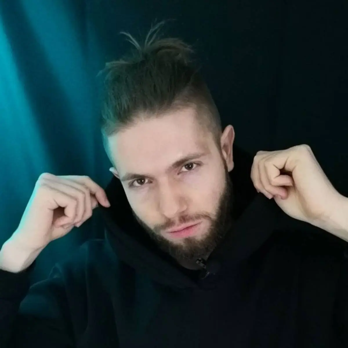 Андрей Квасов