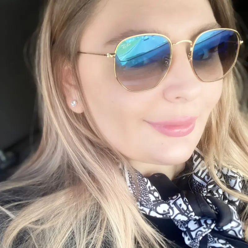 Ксения Абрамова
