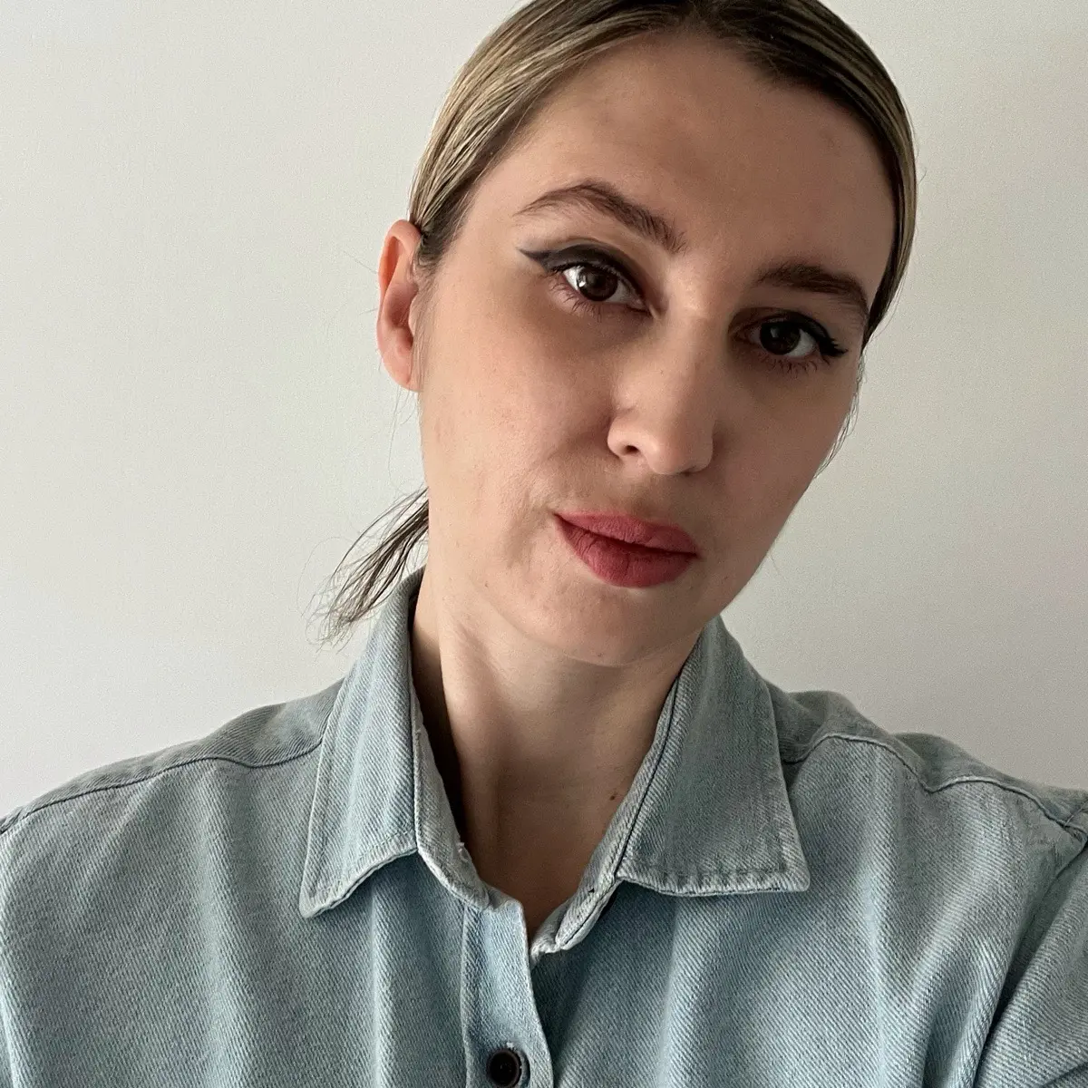 Анна Устюгова