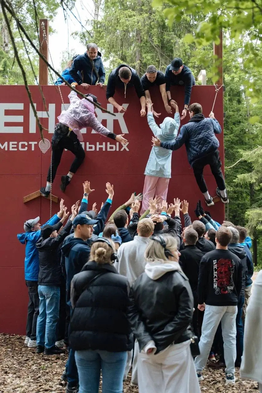 🙂Завершился год обучения на EMPM - программе «Мастер государственного управления для руководителей»
Последний модуль хорошо показал: команда - это не набор регалий | Сетка — социальная сеть от hh.ru