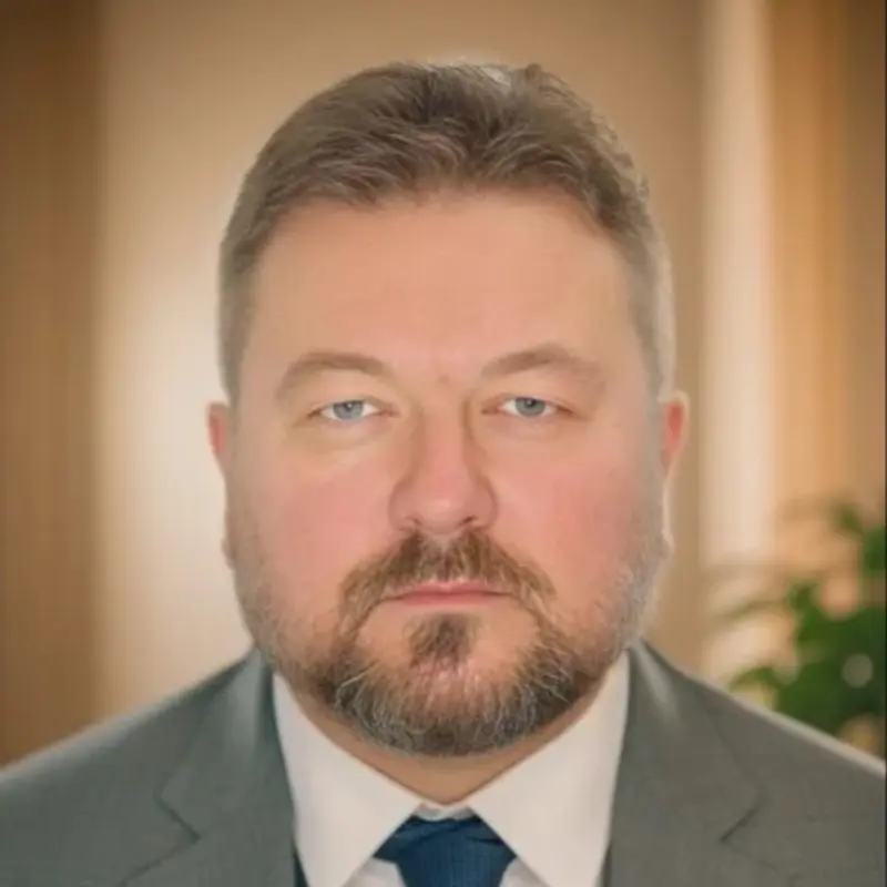 Андрей Комаров