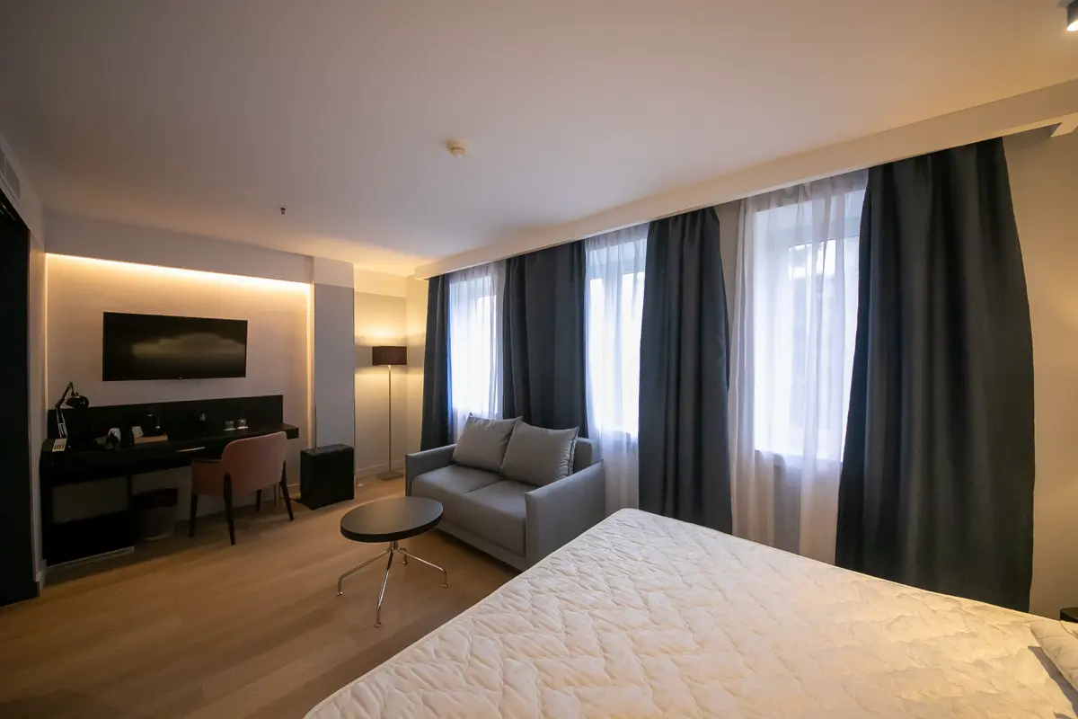 Ловите результаты нашего кропотливого труда в отеле Radisson! 🪷
Мы занимаемся преображением каждого номера отеля, работы ещё ведутся, но уже есть, что вам показать 📸
Почему выбирают Retzer?
•Опыт рабо... | Сетка — социальная сеть от hh.ru