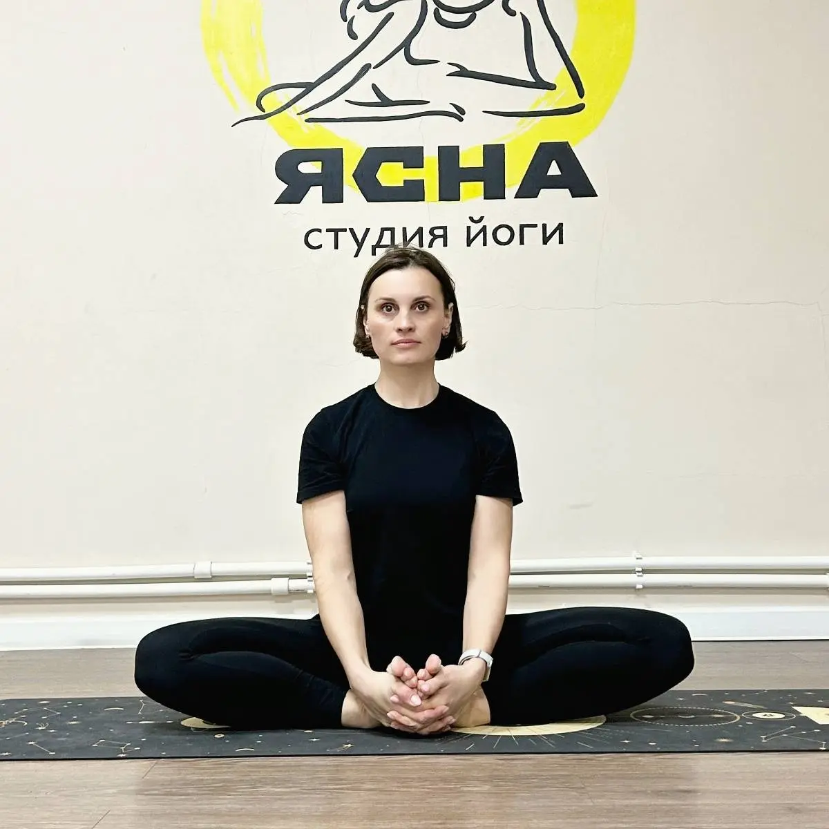 Анна Азарова