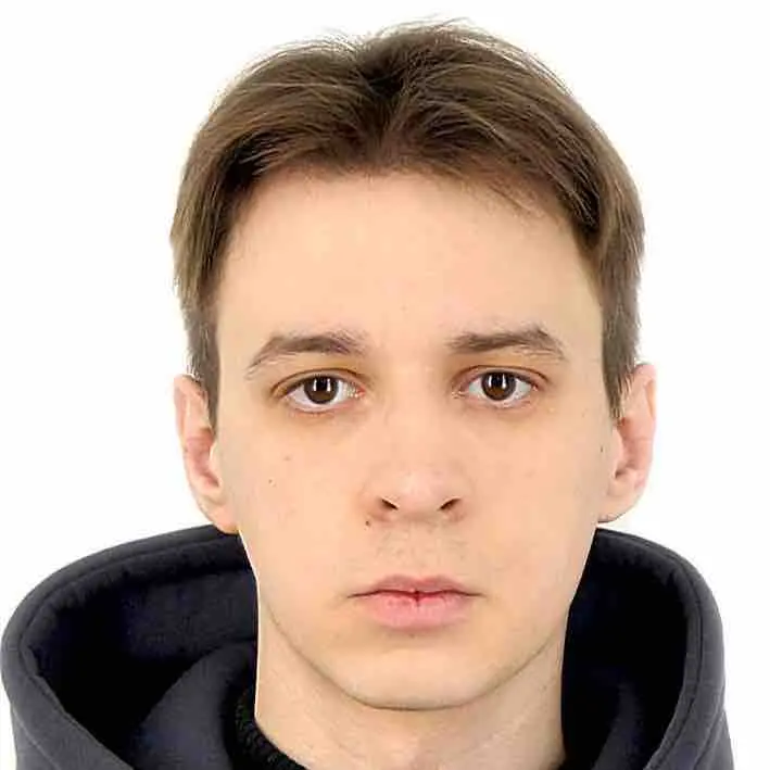 Илья Тюсенков