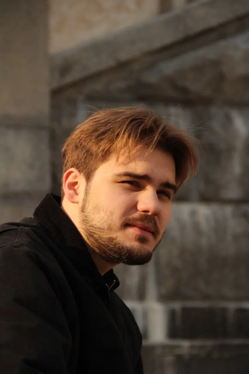 Александр Вивюрский