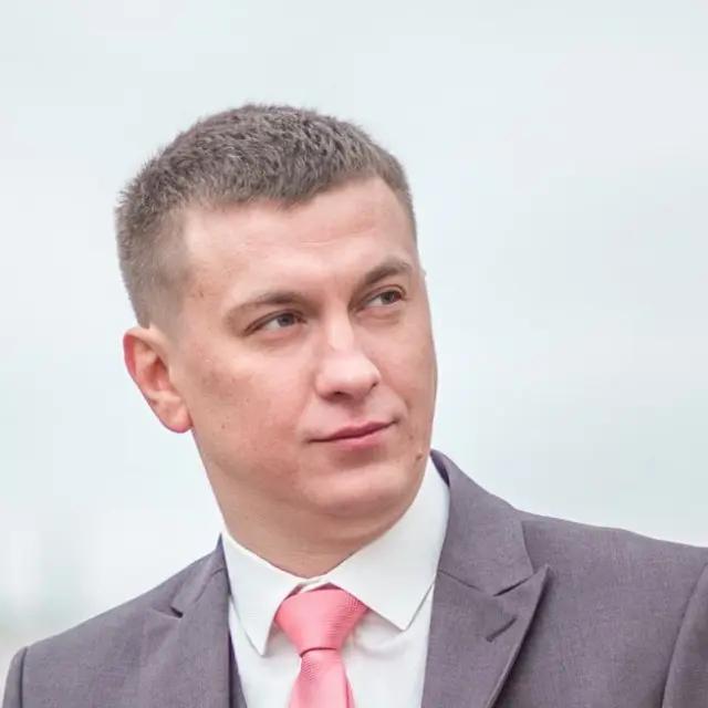 Юрий Максименко