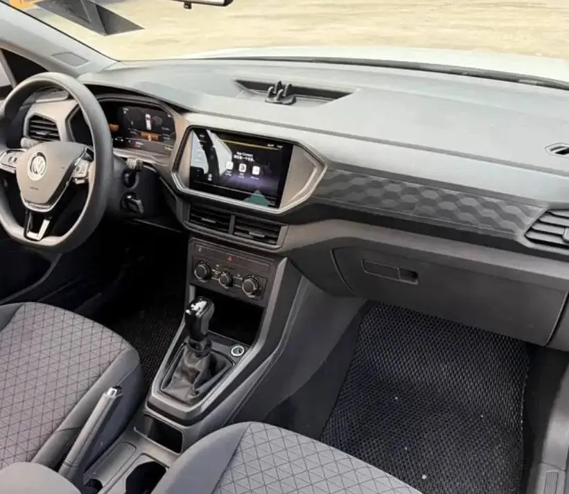 KIA SELTOS.
Данный автомобиль можно приобрести прямо сейчас.
➖2023 Год выпуска
➖Объем двигателя: 1.5 л
➖Трансмиссия: Вариатор   
➖Привод: Передний  
➖Топливо: Бензин   
➖Мощность: 115 л | Сетка — социальная сеть от hh.ru