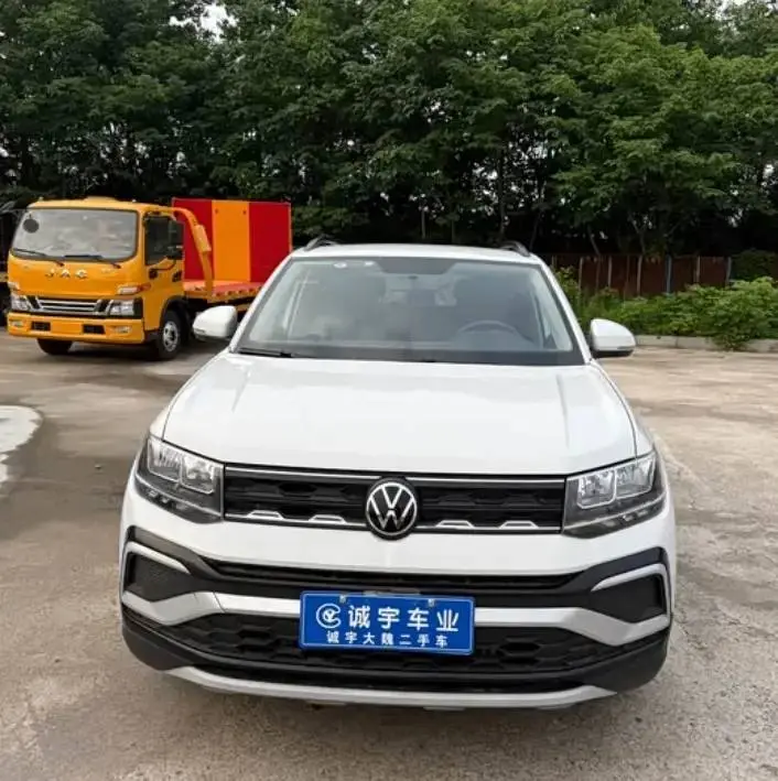 KIA SELTOS.
Данный автомобиль можно приобрести прямо сейчас.
➖2023 Год выпуска
➖Объем двигателя: 1.5 л
➖Трансмиссия: Вариатор   
➖Привод: Передний  
➖Топливо: Бензин   
➖Мощность: 115 л | Сетка — социальная сеть от hh.ru