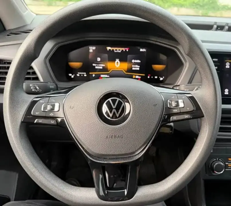 KIA SELTOS.
Данный автомобиль можно приобрести прямо сейчас.
➖2023 Год выпуска
➖Объем двигателя: 1.5 л
➖Трансмиссия: Вариатор   
➖Привод: Передний  
➖Топливо: Бензин   
➖Мощность: 115 л | Сетка — социальная сеть от hh.ru