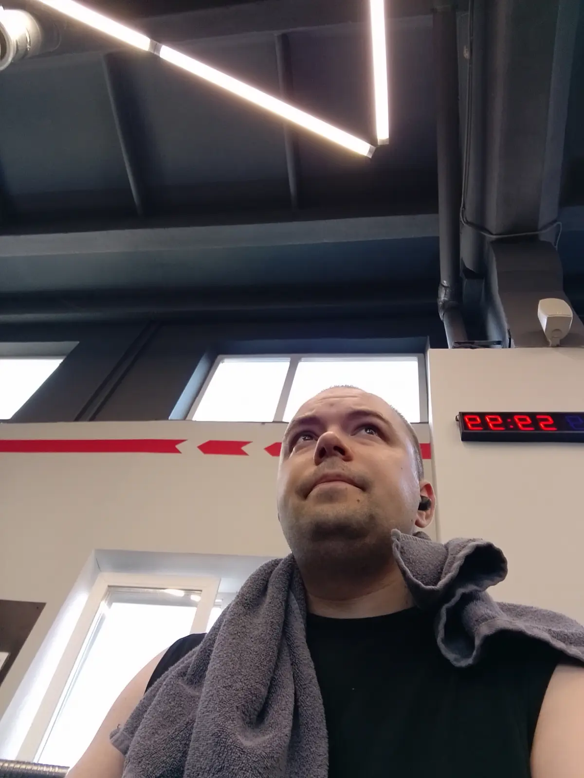 С прошлой неделе начал медитацией заниматься (на самом деле ещё лет 10 назад,начал практиковать, потом забросил) | Сетка — социальная сеть от hh.ru