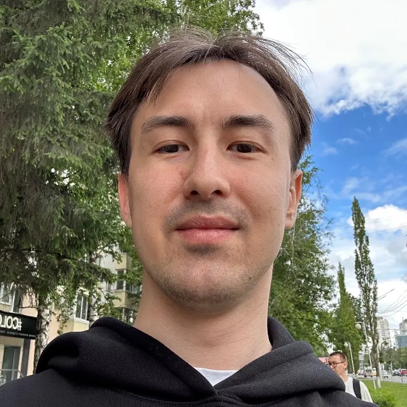 Ильдар Султанов
