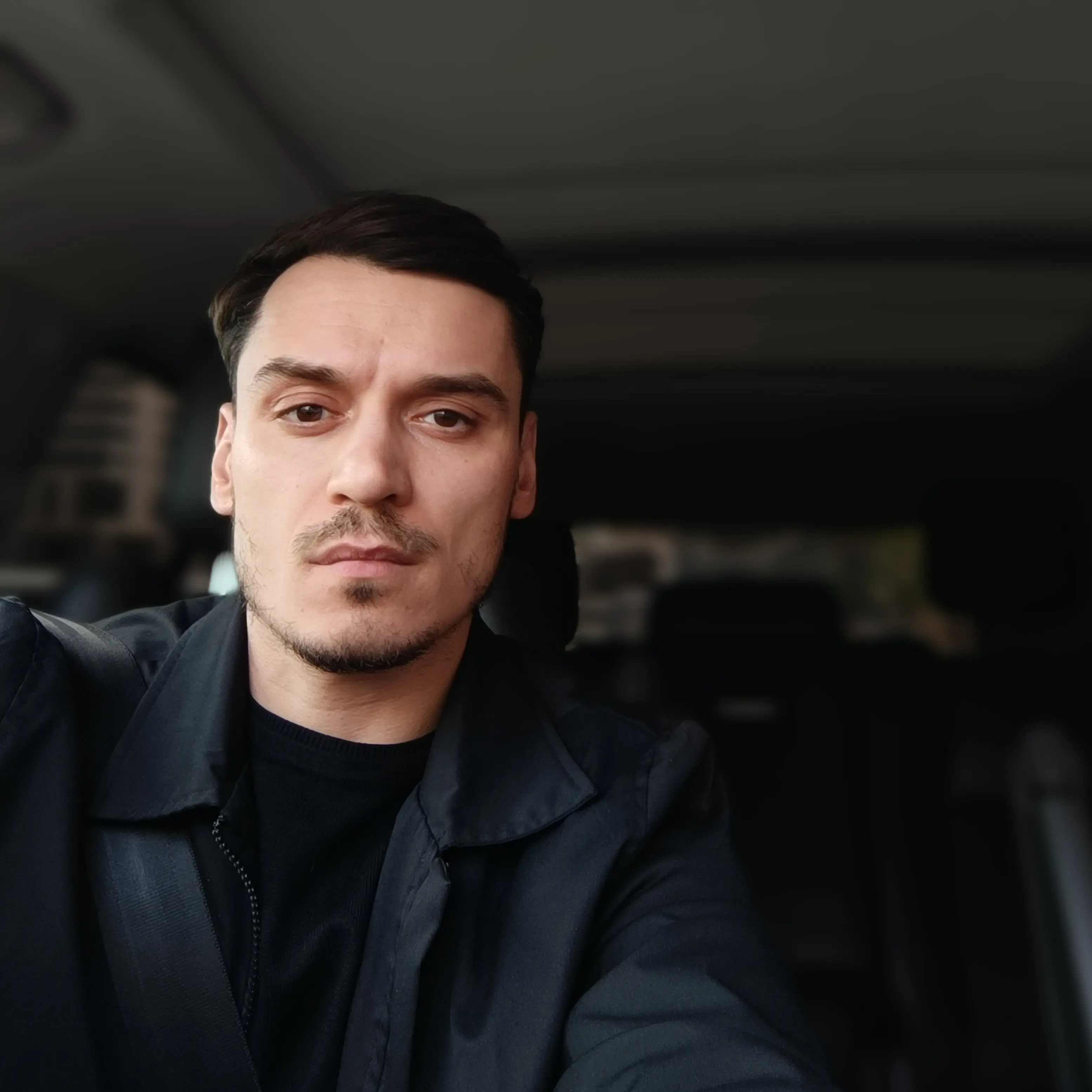 Максим Захаров