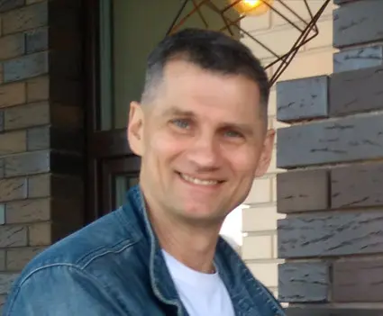Александр Чернай