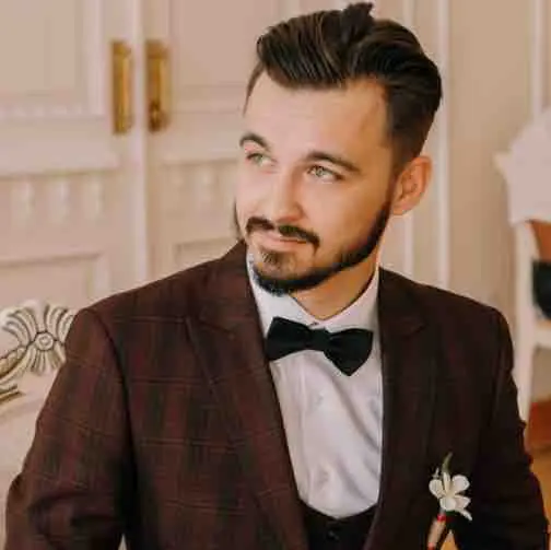 Артем Мунгалов