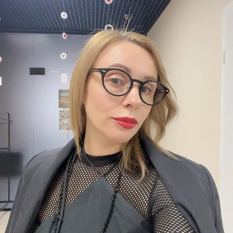 Лана Зыкова