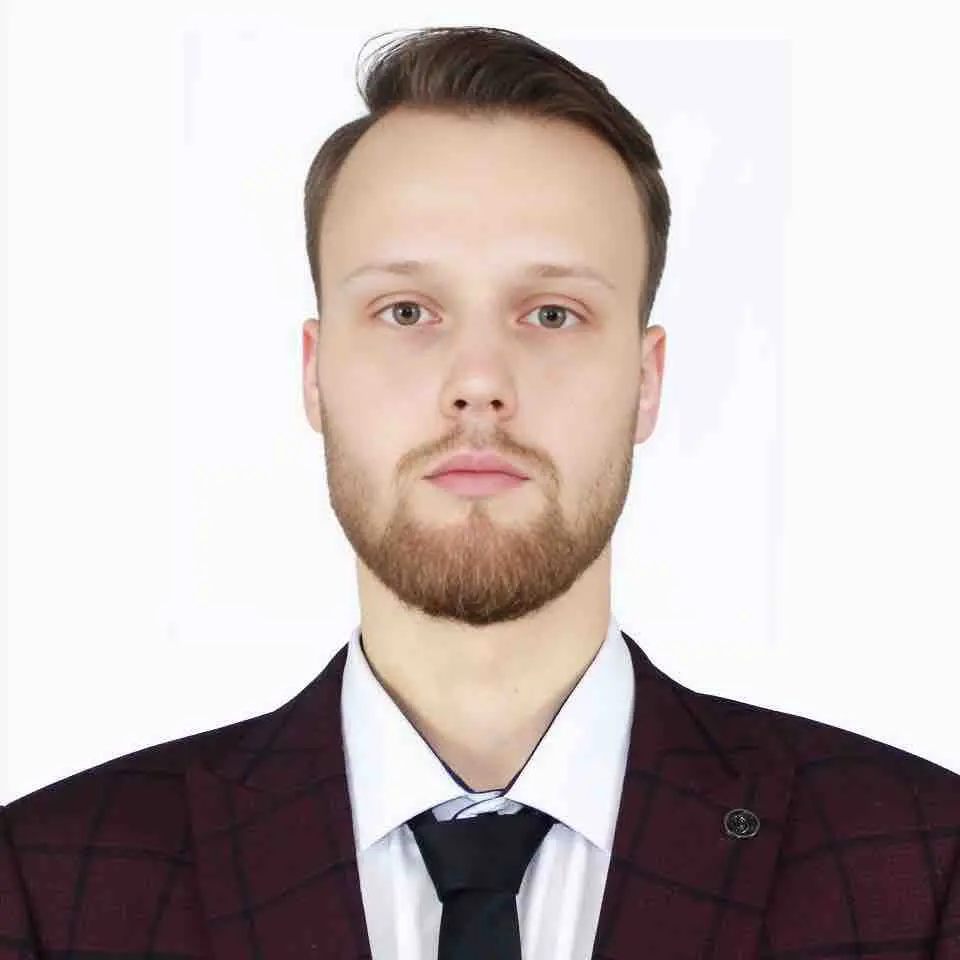 Александр Дмитриев