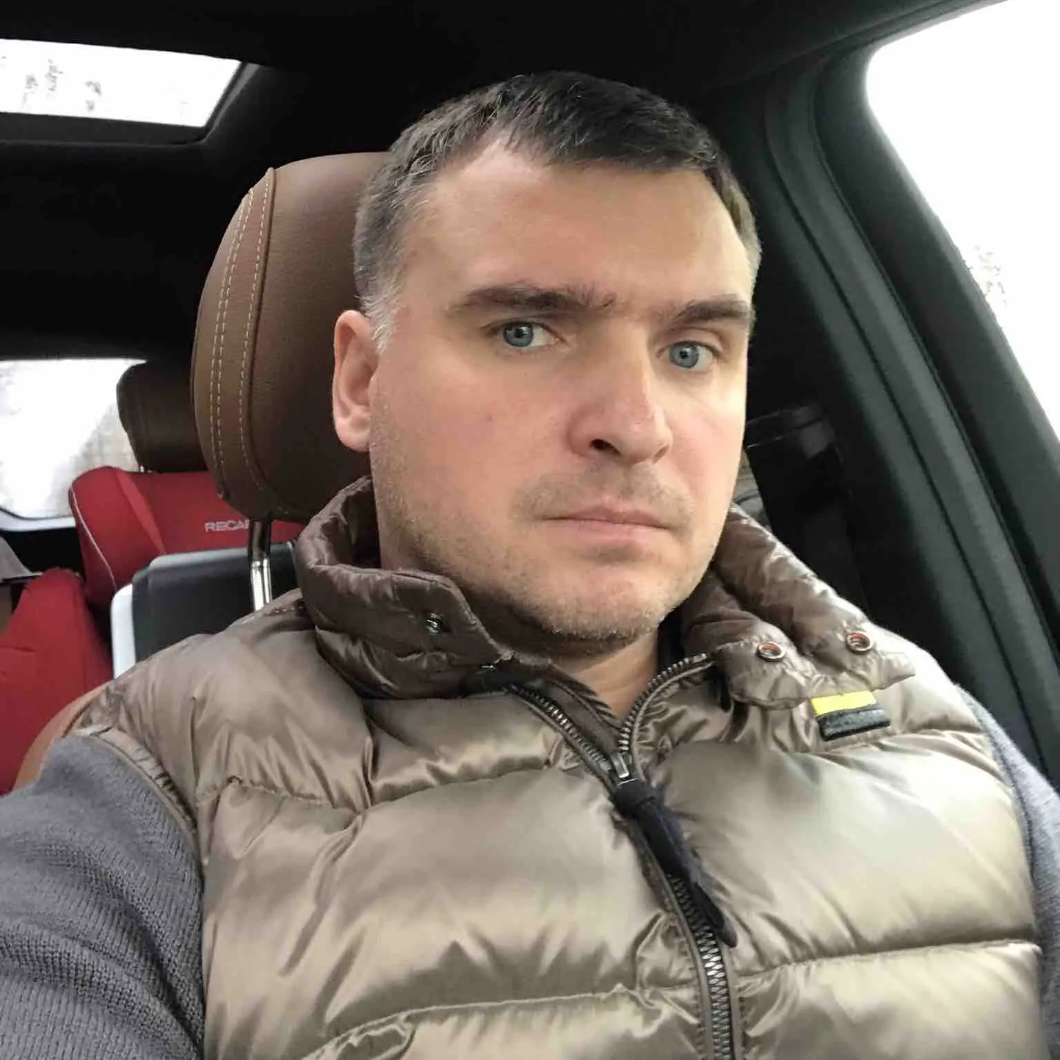 Максим Огородников
