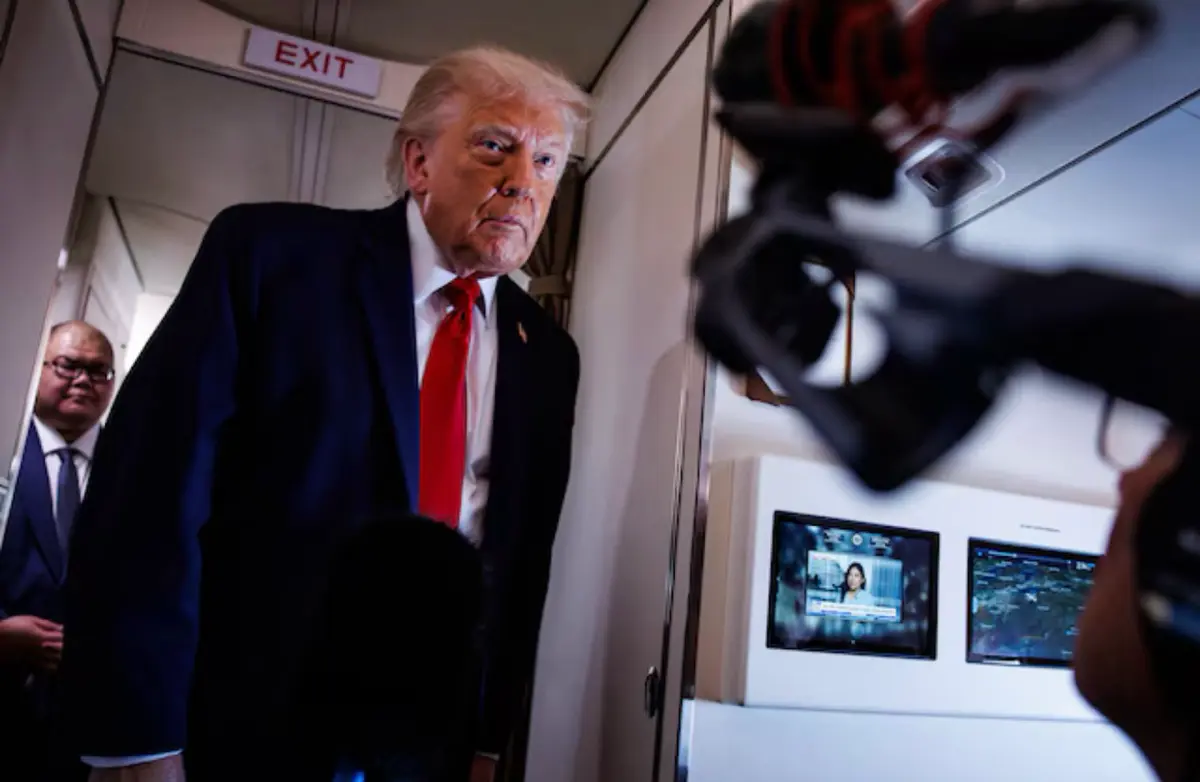 Трамп рассматривает возможность участия правительства в компаниях ИИ:
Президент Трамп выразил интерес к возможному участию правительства в крупных компаниях искусственного интеллекта | Сетка — социальная сеть от hh.ru