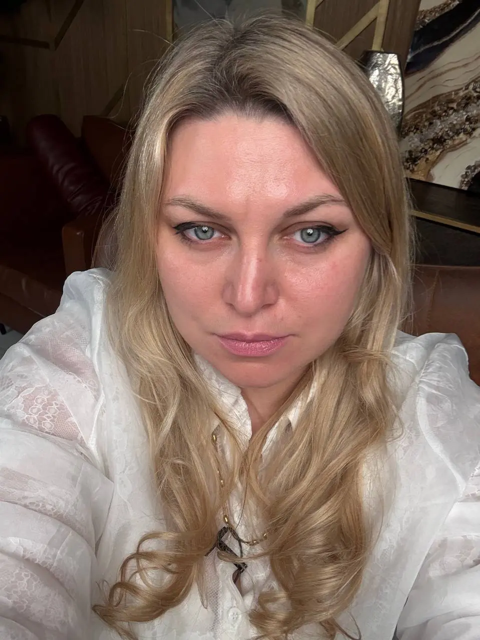 Наконец-то я могу это сказать — мы всё.
Правда, до сих пор немного не верится.
Долго, местами тяжело, местами на адреналине, но мы закончили съёмку курса для Движения.ру | Сетка — социальная сеть от hh.ru