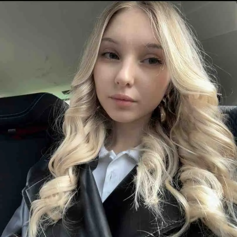 Ангелина Иванина