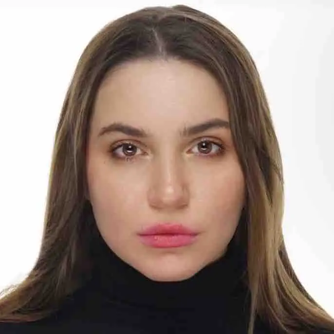 Александра Исхакова