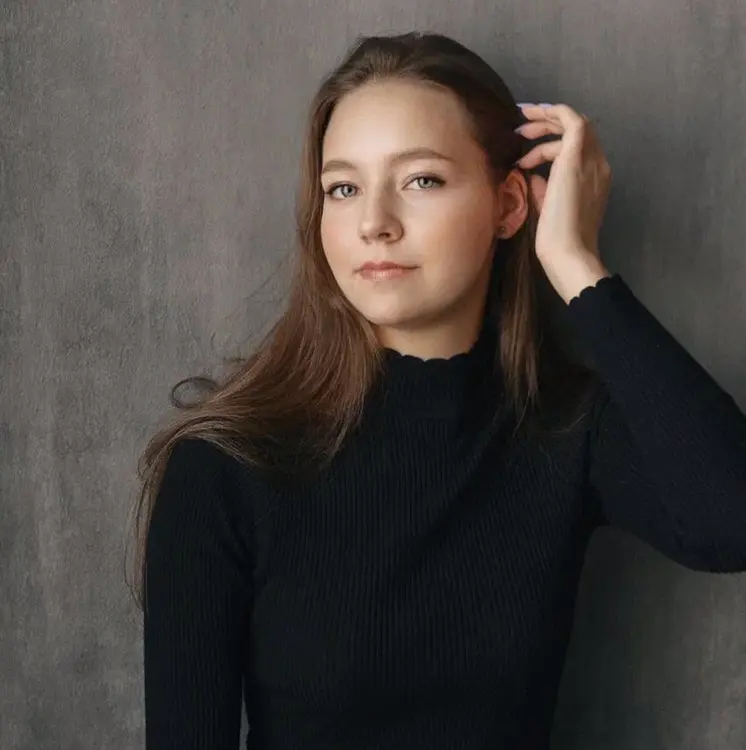 Елена Самсонова