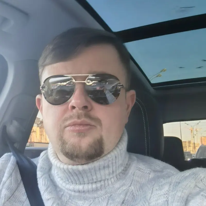 Дмитрий Степанов