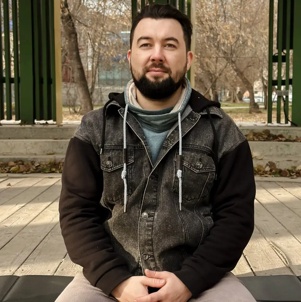 Сергей Тенешев