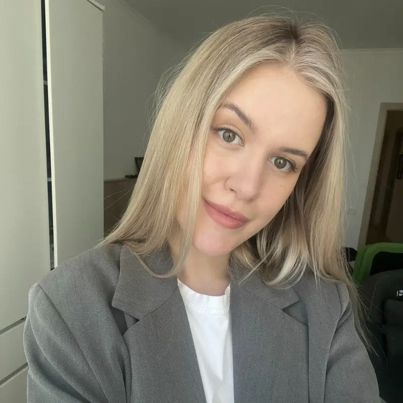 Яна Руднева