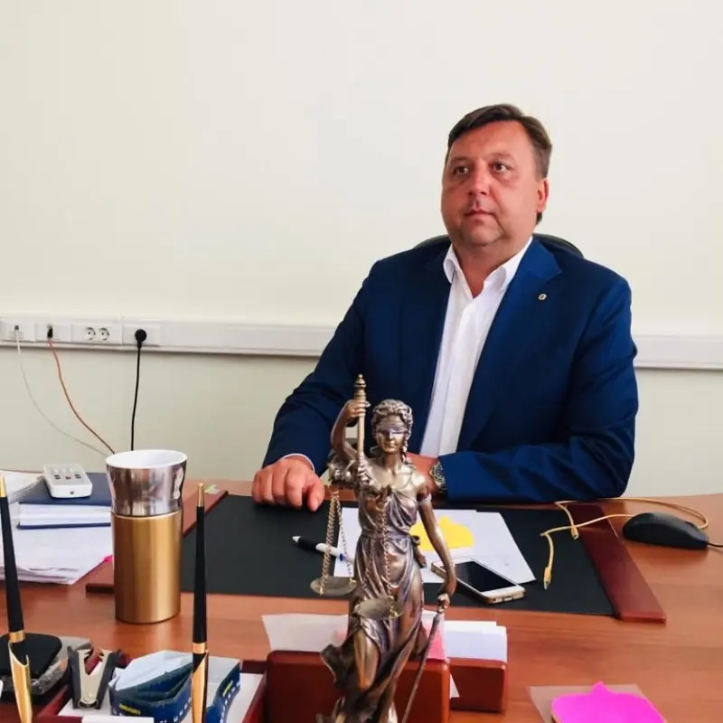 Дмитрий Петров