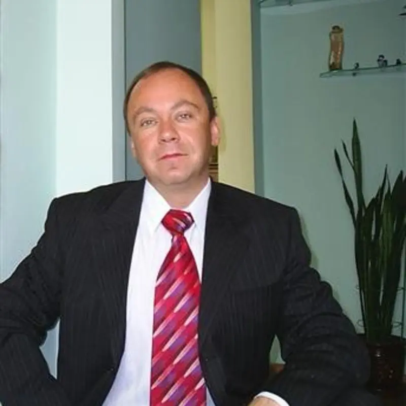 Роман Соляр