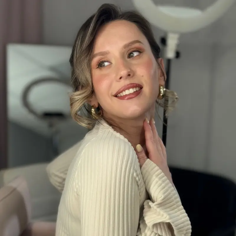 Яна Коробейникова