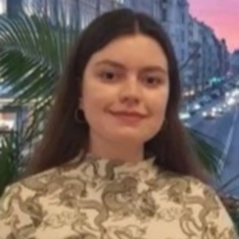 Полина Артемова