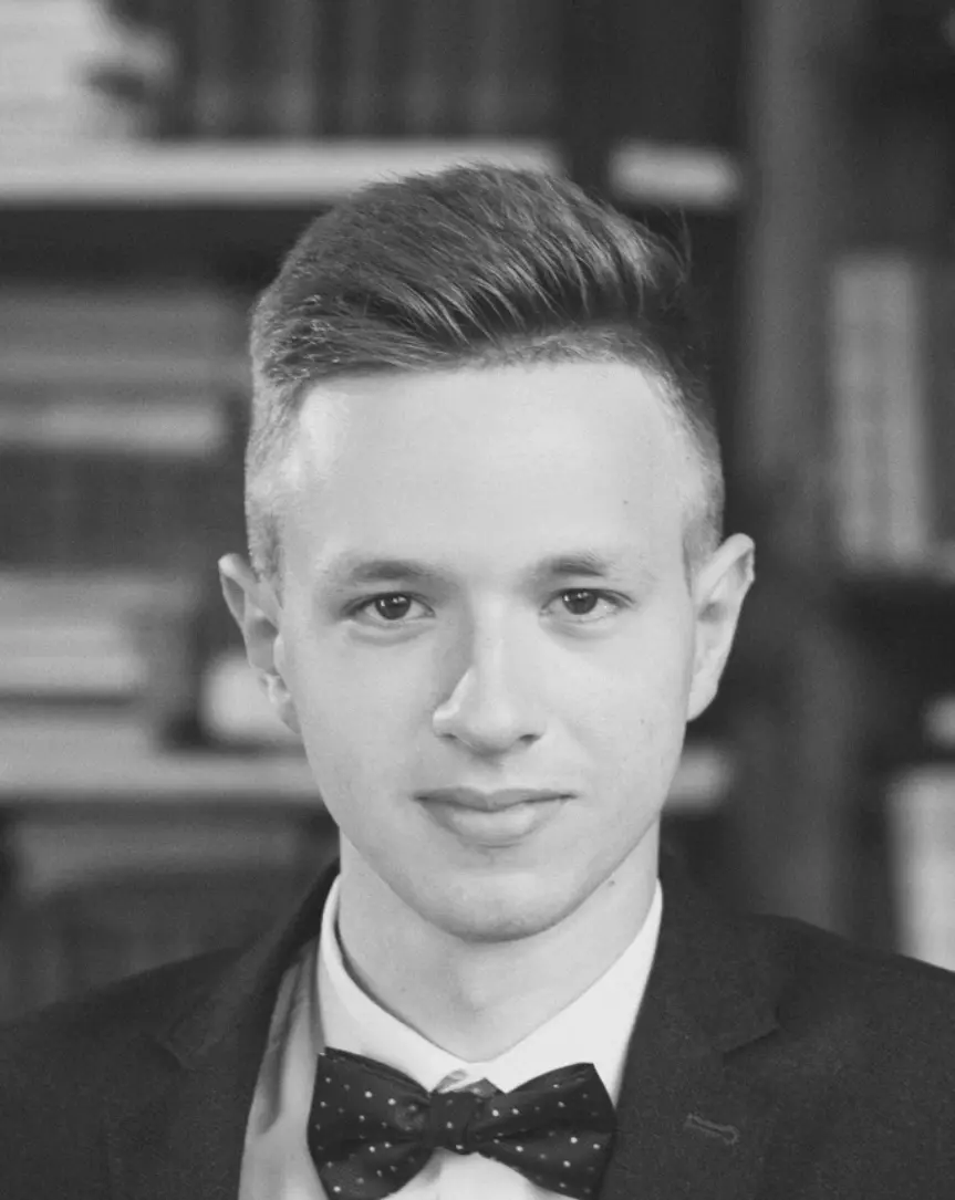 Сергей Безменов