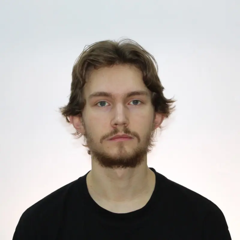 Артём Иванов
